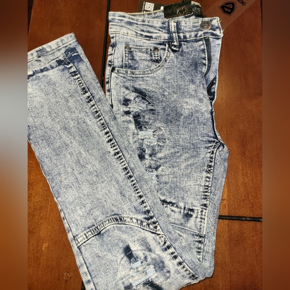 New with tags Encrypted jeans - Picture 1 of 6